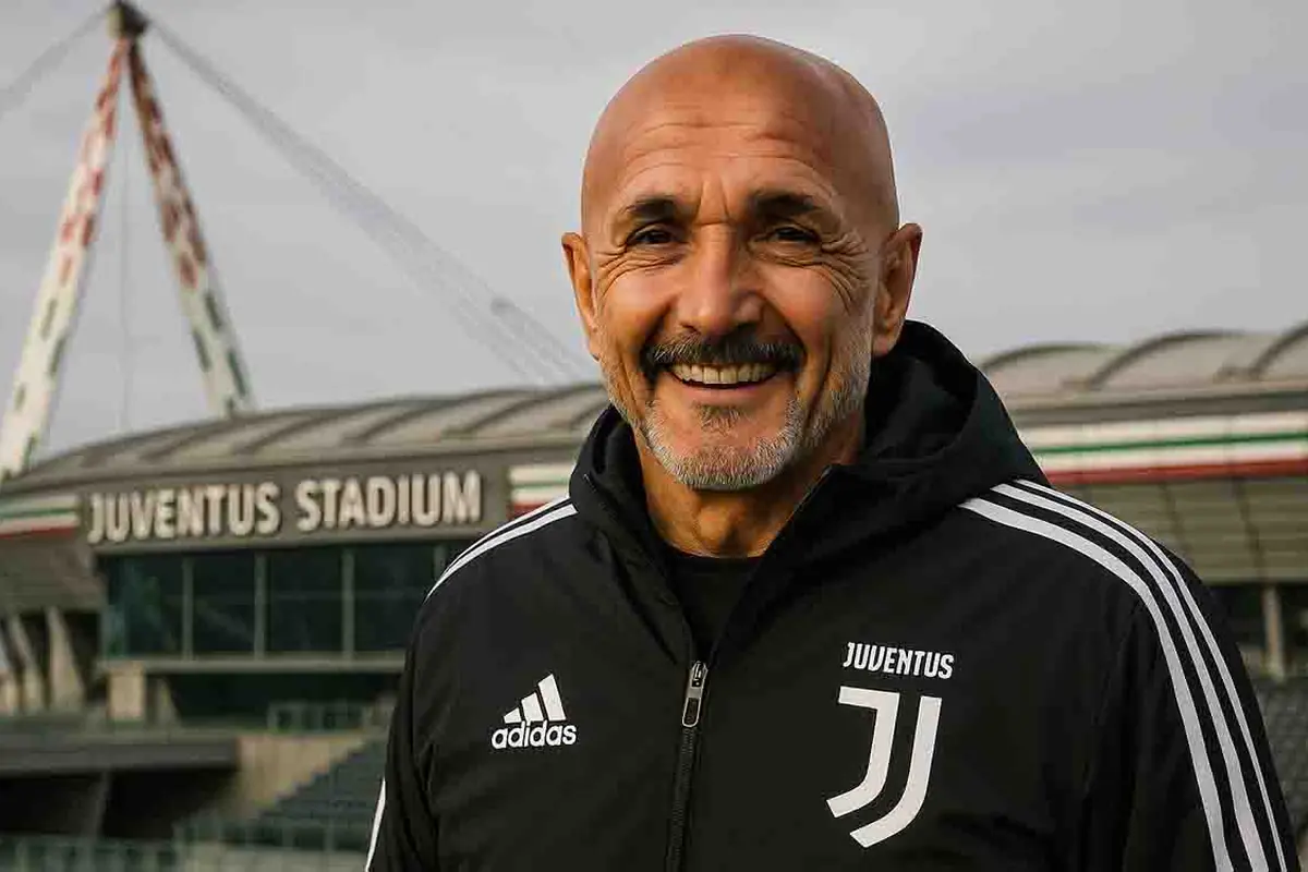 Spalletti sorridente davanti allo Stadium
